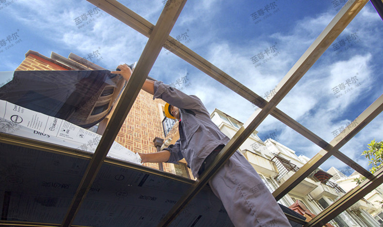 鋁合金車棚廠家所選用的材料有什么優(yōu)點(diǎn)？